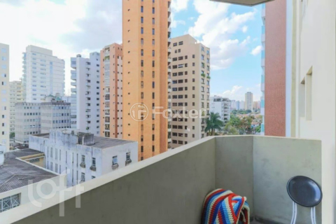 Image 32 - 879015