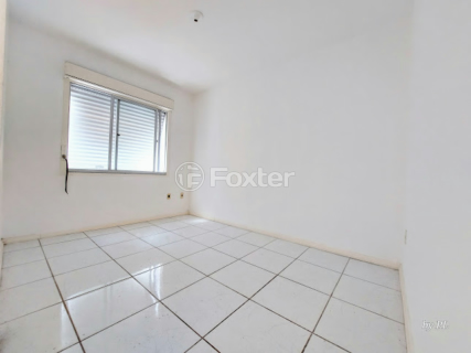 Image 3 - 879168
