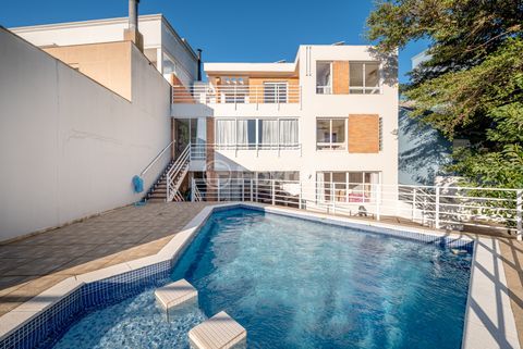 Image 51 - 879279