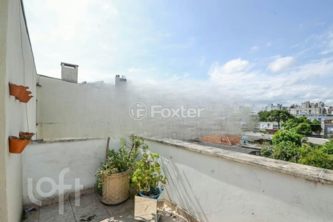 Image 26 - 879447
