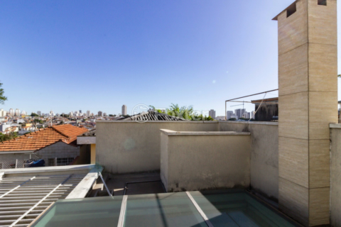 Image 22 - 879456