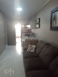 Image 21 - 879537