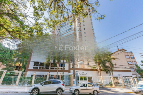 Image 34 - 879552