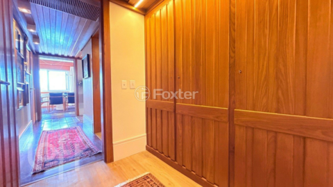 Image 41 - 879567