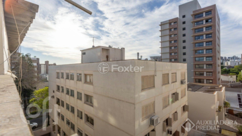 Image 31 - 879684