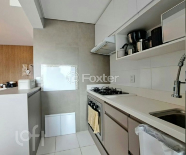 Image 4 - 879734