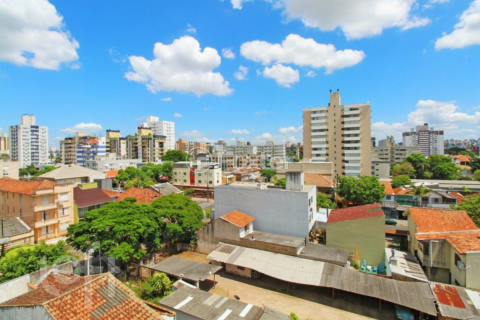 Image 31 - 879746