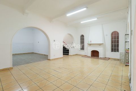 Image 21 - 880965