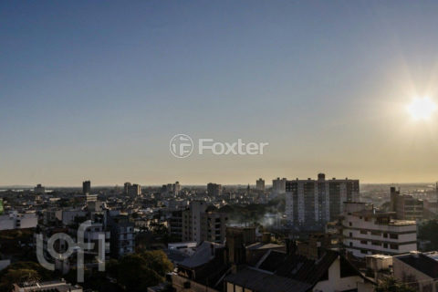 Image 2 - 881017