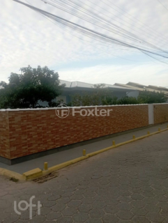 Image 50 - 881400
