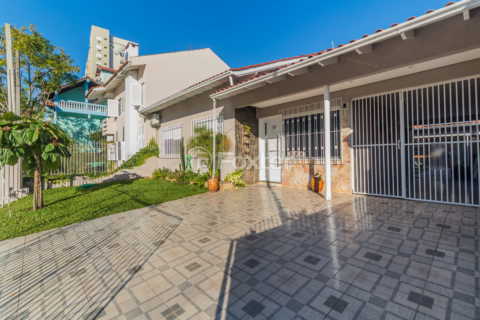 Image 34 - 881448