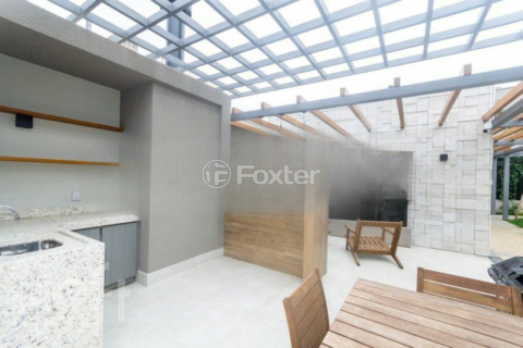 Image 32 - 881635
