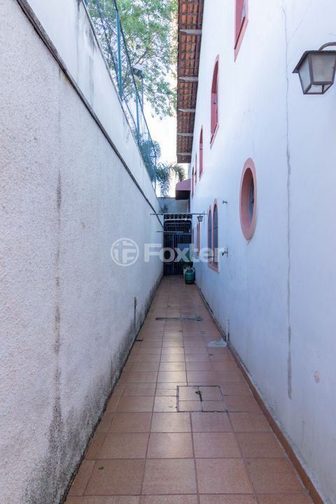 Image 46 - 881656
