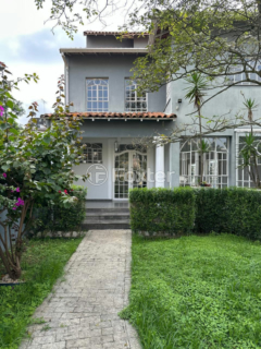 Image 28 - 881703