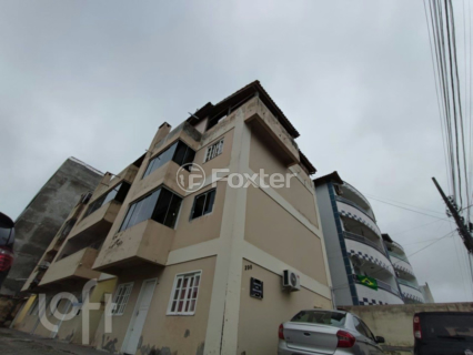 Image 26 - 882361