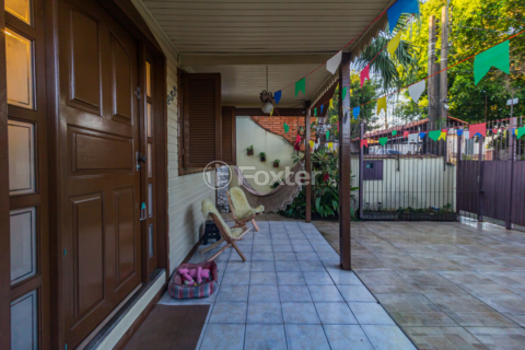 Image 44 - 882453