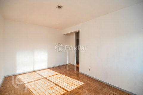 Image 20 - 882829