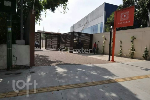 Image 29 - 883017