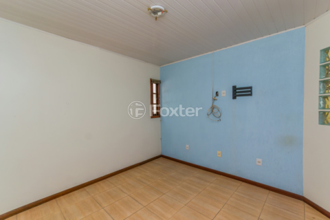 Image 30 - 883642