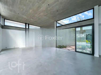 Image 36 - 883736