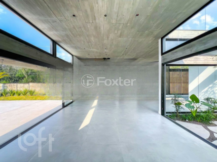 Image 35 - 883736