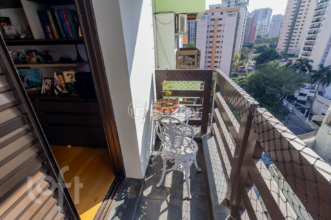 Image 39 - 883766