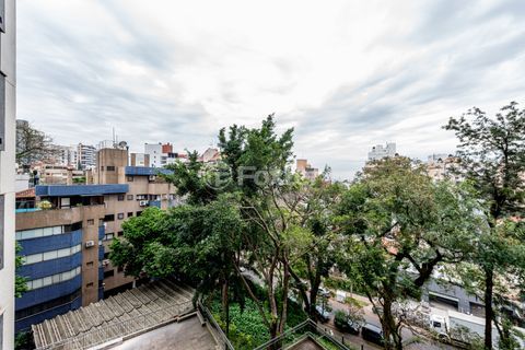 Image 34 - 883854