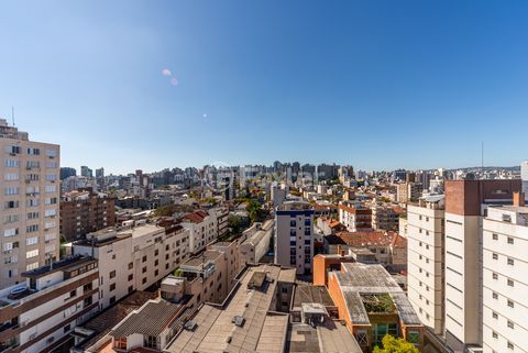 Image 24 - 884085