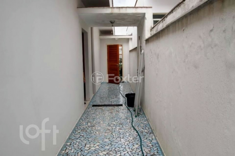 Image 26 - 884990