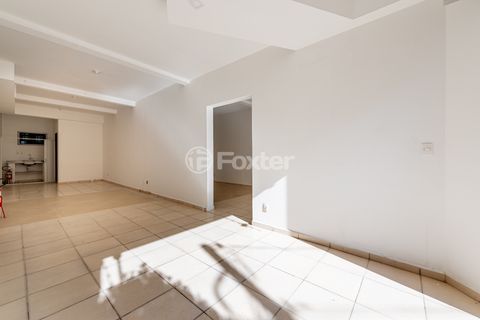 Image 34 - 885195