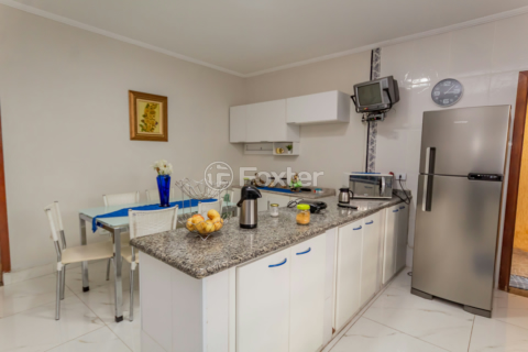 Image 29 - 885486