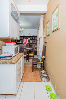 Image 37 - 885533