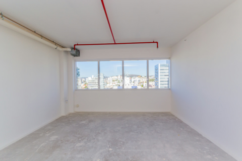 Image 32 - 885649