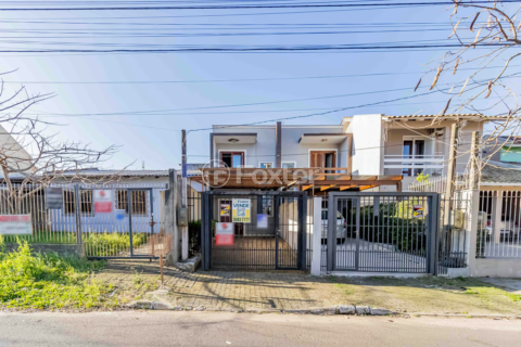 Image 34 - 885650