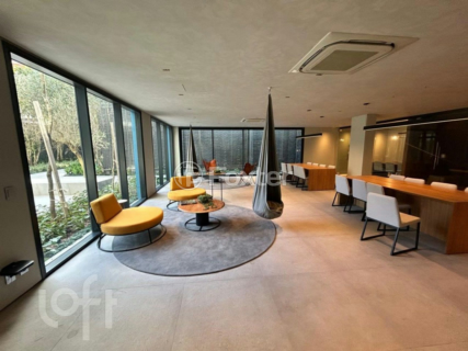 Image 20 - 885789