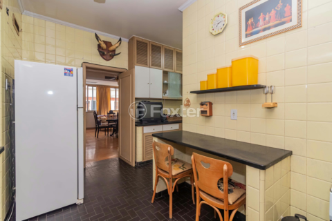 Image 31 - 885920