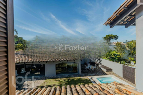Image 39 - 885957