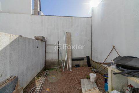 Image 29 - 885961