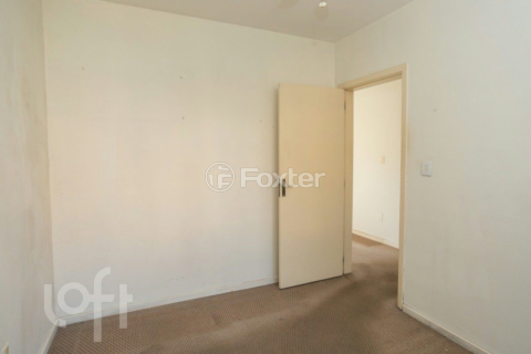 Image 30 - 886256