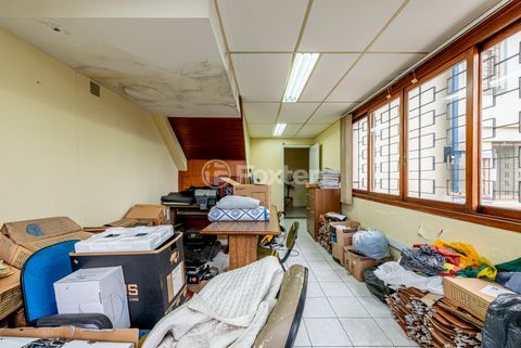 Image 37 - 886288