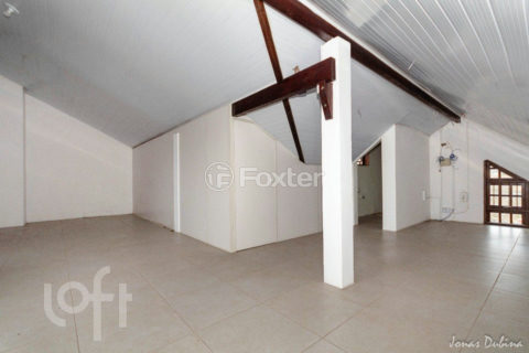 Image 32 - 886340
