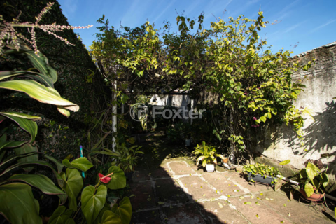 Image 34 - 886351