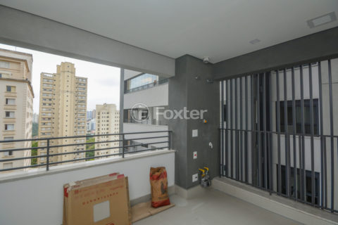 Image 3 - 886352