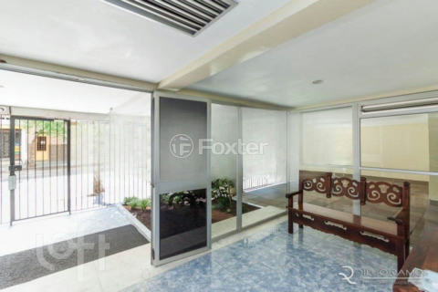Image 20 - 886509