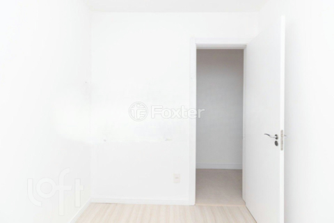 Image 32 - 886532