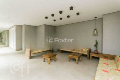 Image 50 - 886532