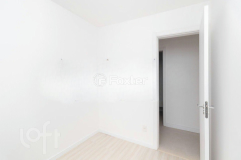 Image 33 - 886532