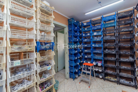 Image 49 - 886536