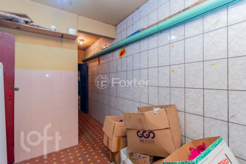 Image 79 - 886536