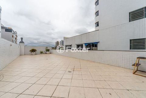 Image 36 - 886547